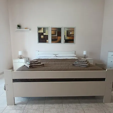 Apartment Family - Free Parking Car